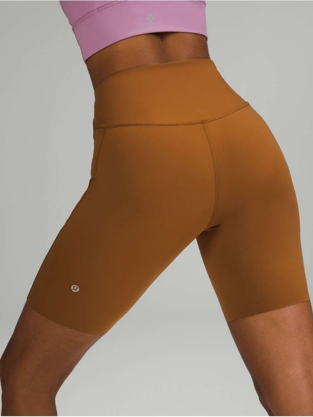 Lululemon Base Pace High-Rise Short 8"
Copper Brown Sz 6